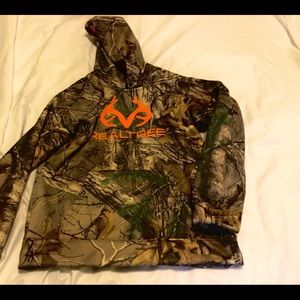 Real Tree kids sweatshirt.